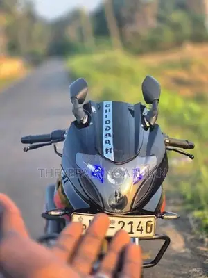 Bajaj Pulsar 180 2007