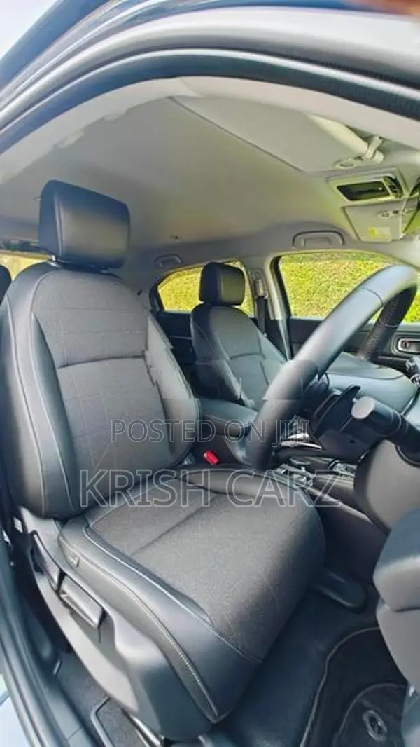 Honda Vezel Z Premium 1.5L e:HEV 2024