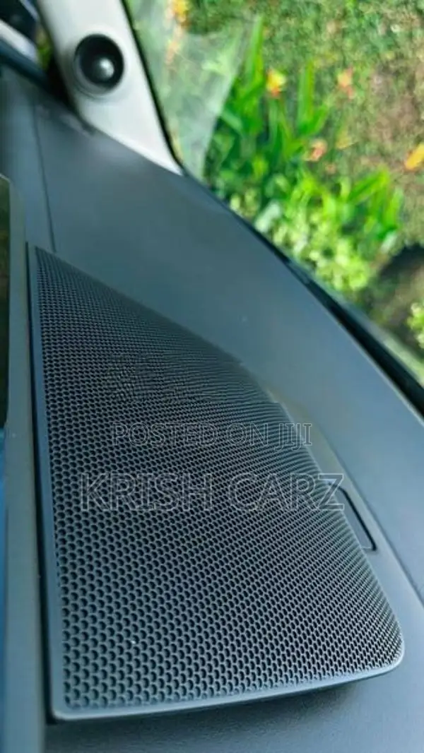 Honda Vezel Z Premium 1.5L e:HEV 2024
