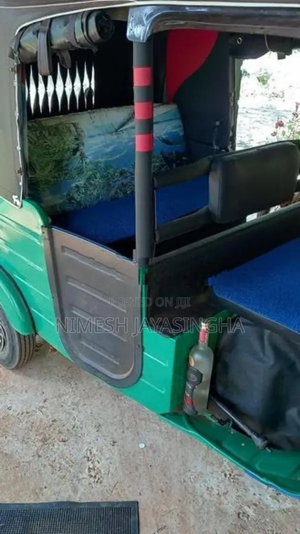 Bajaj RE 1998