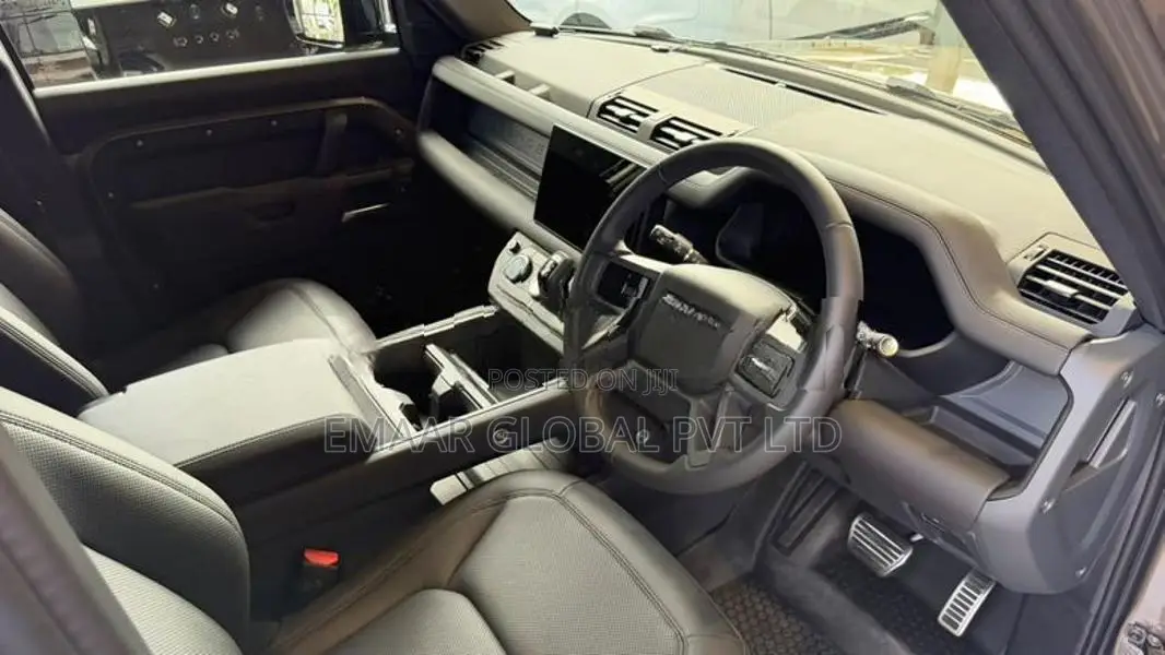 Land Rover Defender fully loaded 2025