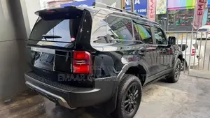 Toyota Land Cruiser FULLY LOADED 2025
