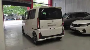 Honda N-Box Custom ,LED 2023
