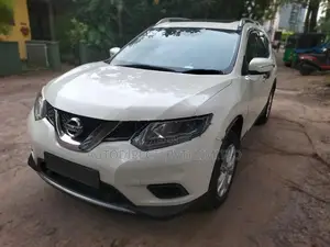 Nissan X-Trail 2015