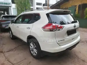 Nissan X-Trail 2015