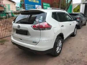 Nissan X-Trail 2015