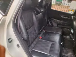 Nissan X-Trail 2015