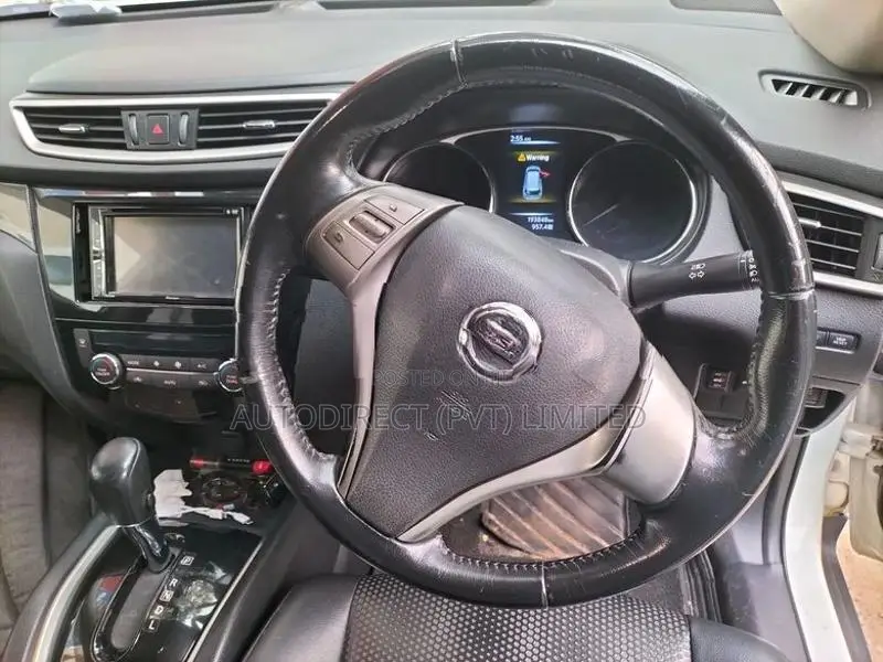 Nissan X-Trail 2015