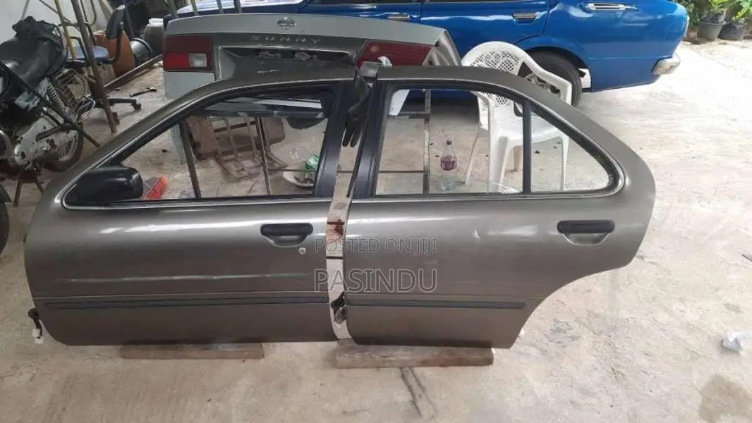 FB14 car R side doors for sale for Car