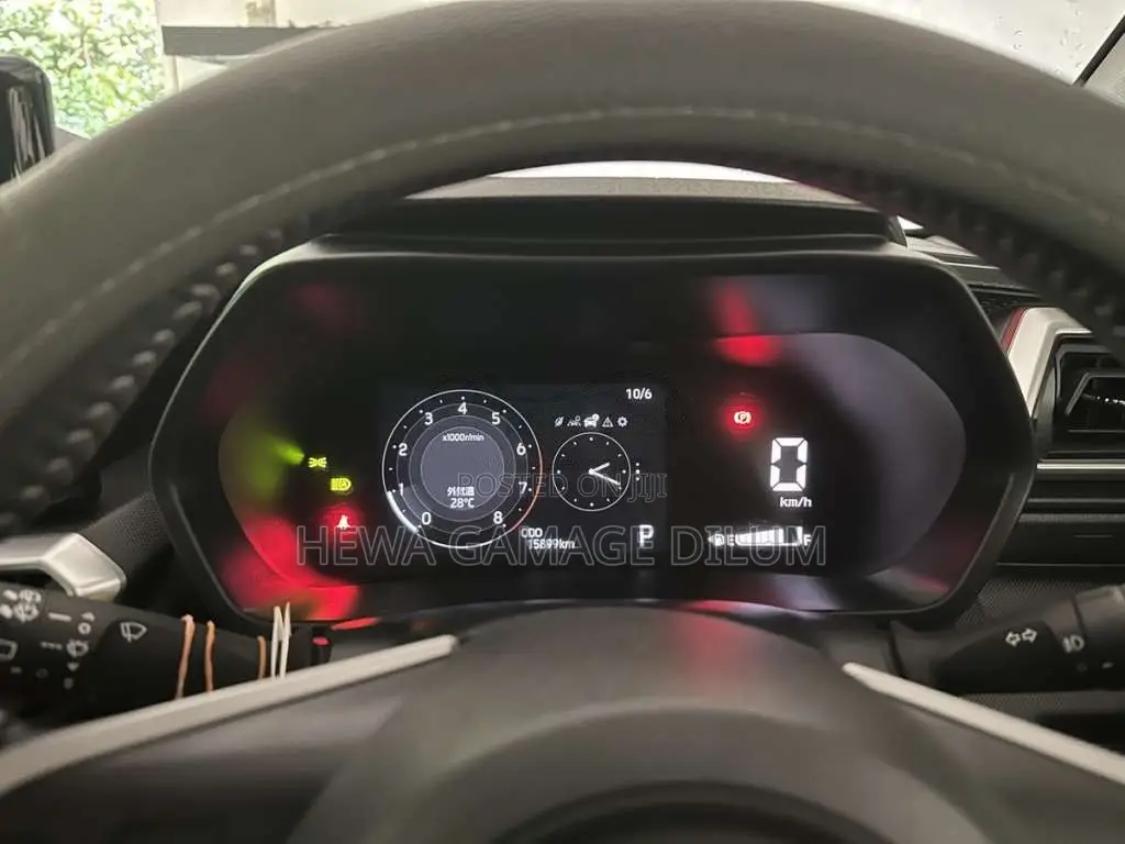 Toyota Raize 2025 SUV (Used)