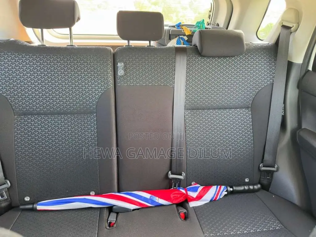 Toyota Raize 2025 SUV (Used)