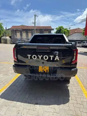 Toyota Hilux Travo Plus 2026 Pickup (Used)
