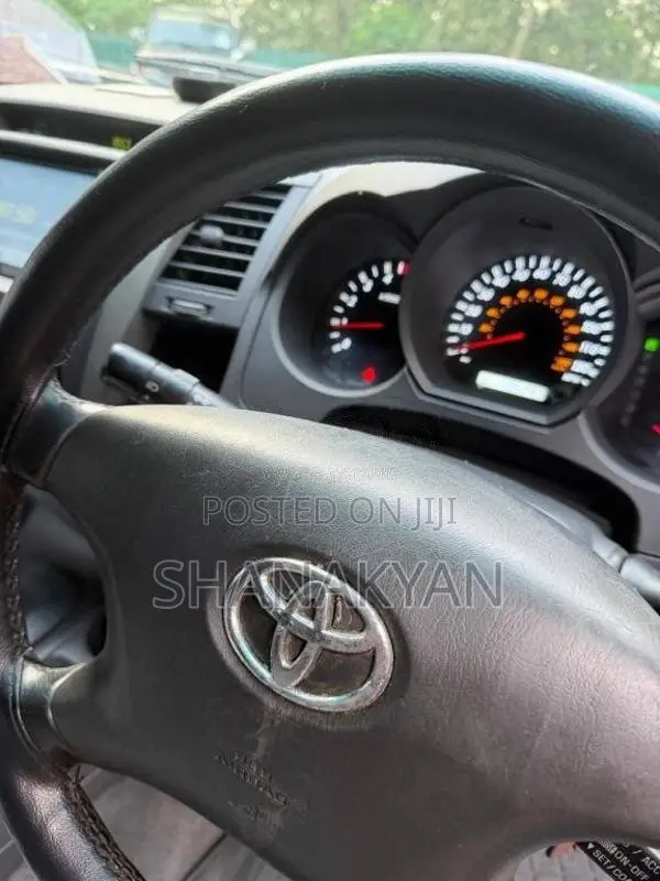 Toyota Hilux 2008 Pickup (Used)