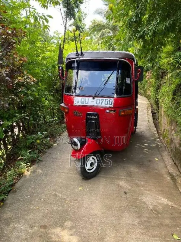 Bajaj 4 stroke 2009 Three Wheel Brand New