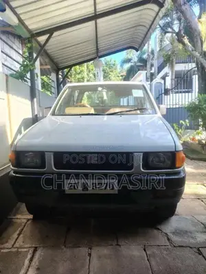 Isuzu Kb2300 1989 Pickup (Used)