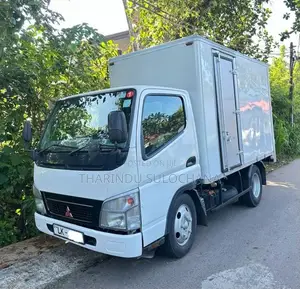 Mitsubishi Canter 10.5 Full Body 2013 Lorry (Used)
