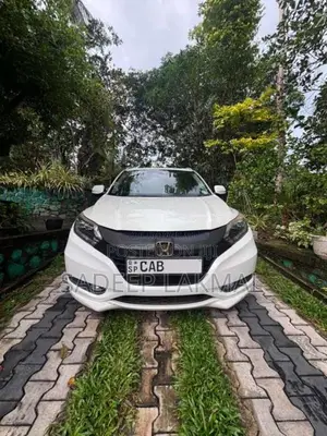 Honda Vezel 2014 SUV (Used)