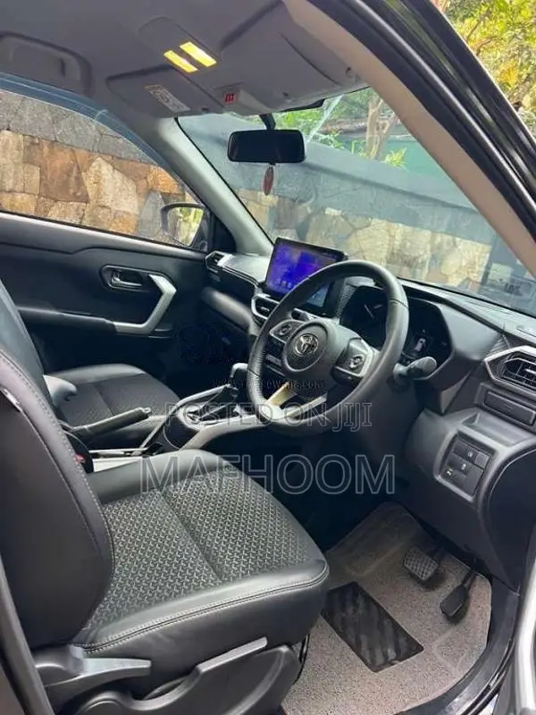 Toyota Raize Z Grade 2 WD Turbo 2025 SUV (Used)