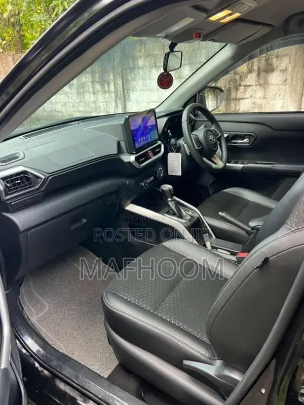 Toyota Raize Z Grade 2 WD Turbo 2025 SUV (Used)