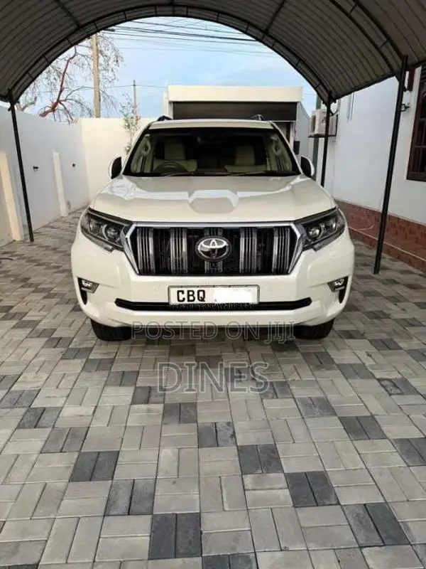 Toyota Prado 2023 SUV (Used)