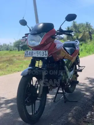 Hero-Honda CBZ 2011 Motorbike (Used)