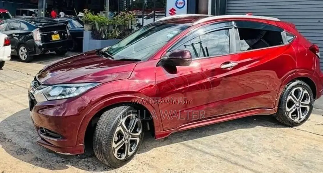 Honda Vezel 2014 SUV (Used)