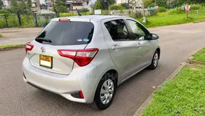 Toyota Vitz 2018 Car (Used)