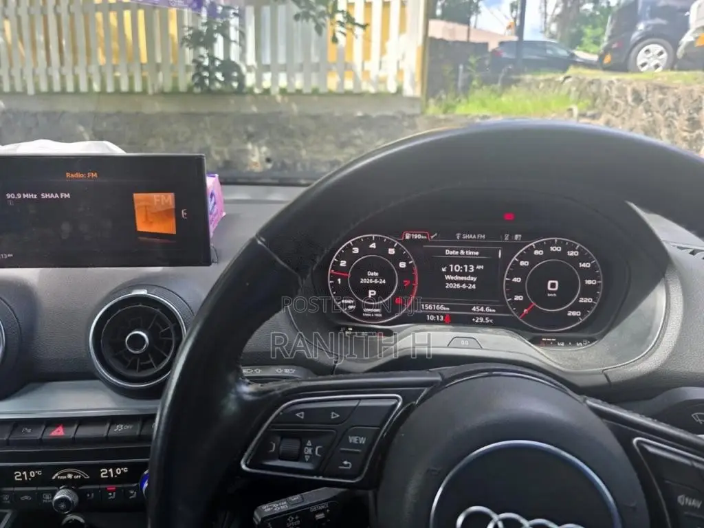 Audi Q2 2017 SUV (Used)