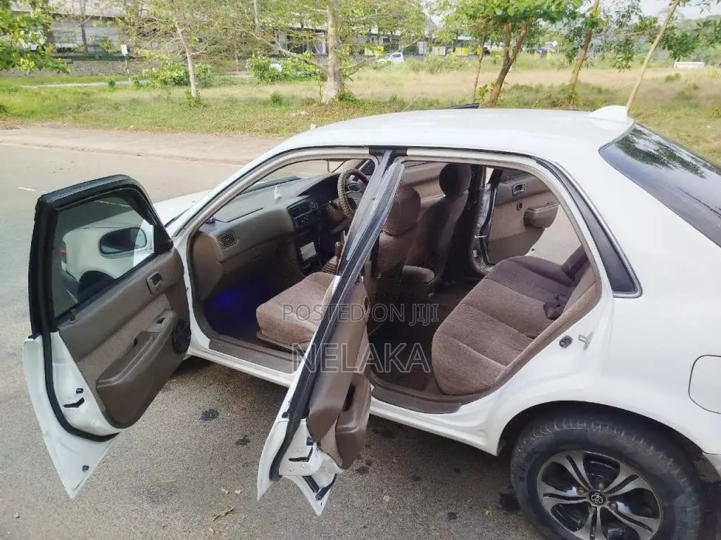 Toyota Corolla 110 1998 Car (Used)