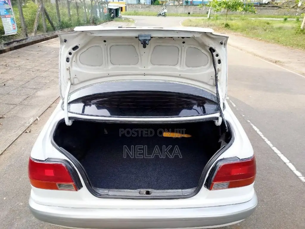 Toyota Corolla 110 1998 Car (Used)