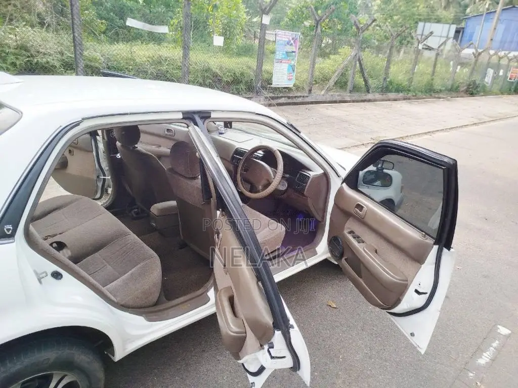 Toyota Corolla 110 1998 Car (Used)