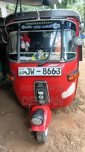 Bajaj RE 2005 Three Wheel (Used)