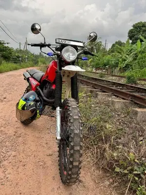 Yamaha XT125cc 1994 Motorbike (Used)