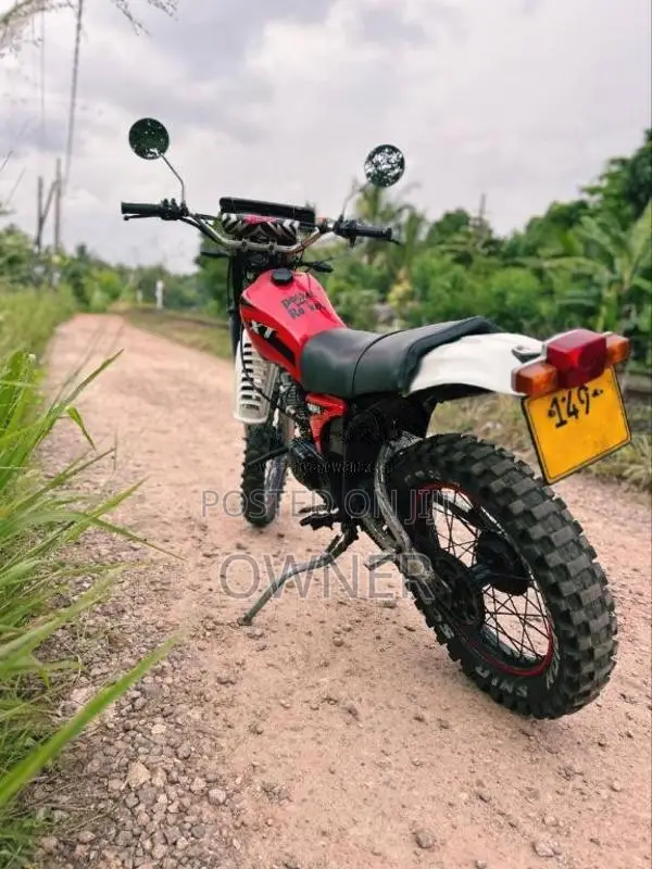 Yamaha XT125cc 1994 Motorbike (Used)