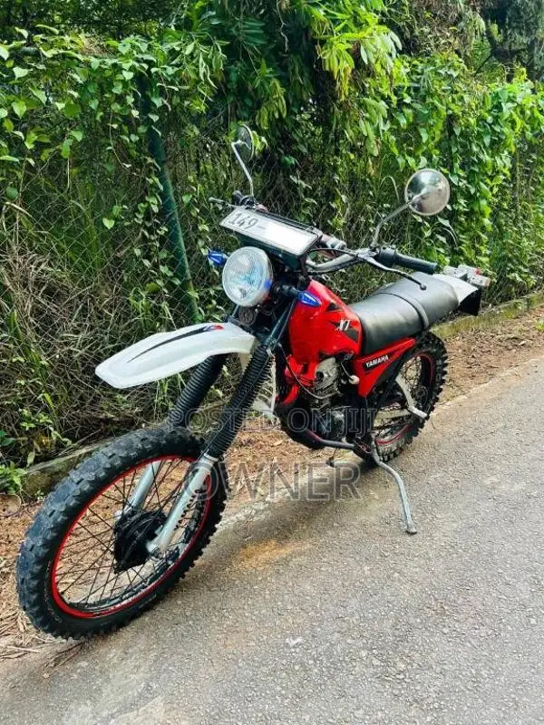 Yamaha XT125cc 1994 Motorbike (Used)