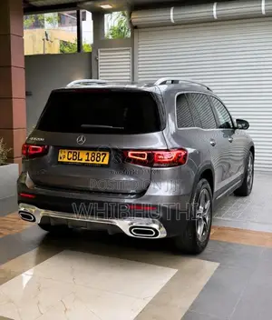 Mercedes-Benz GLB200 Premium 2020 SUV (Used)