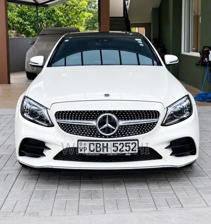 Mercedes-Benz C200 Premium Plus 2018 Car (Used)