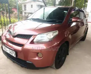 Toyota IST 2011 Car (Used)