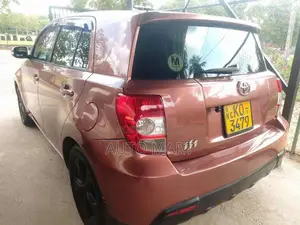 Toyota IST 2011 Car (Used)