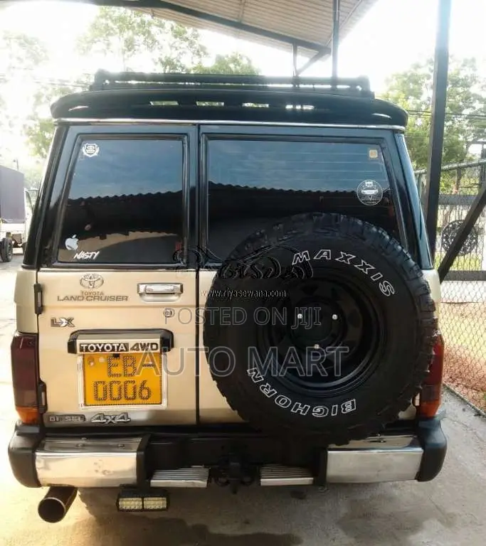 Toyota Land Cruiser LJ79 1991 SUV (Used)