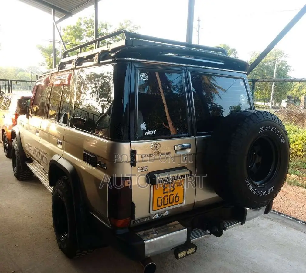 Toyota Land Cruiser LJ79 1991 SUV (Used)