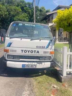 Toyota CrewCab 1994 Crew Cab (Used)