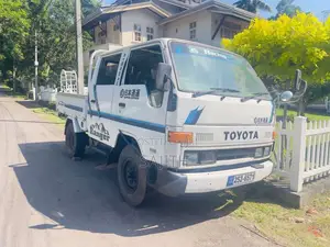 Toyota CrewCab 1994 Crew Cab (Used)