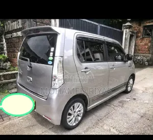 Suzuki Wagon R 660 Hybrid AWD 2015 Silver