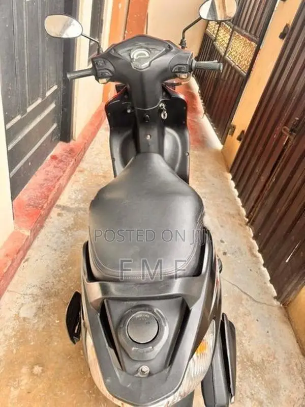 TVS Wego 110 2017