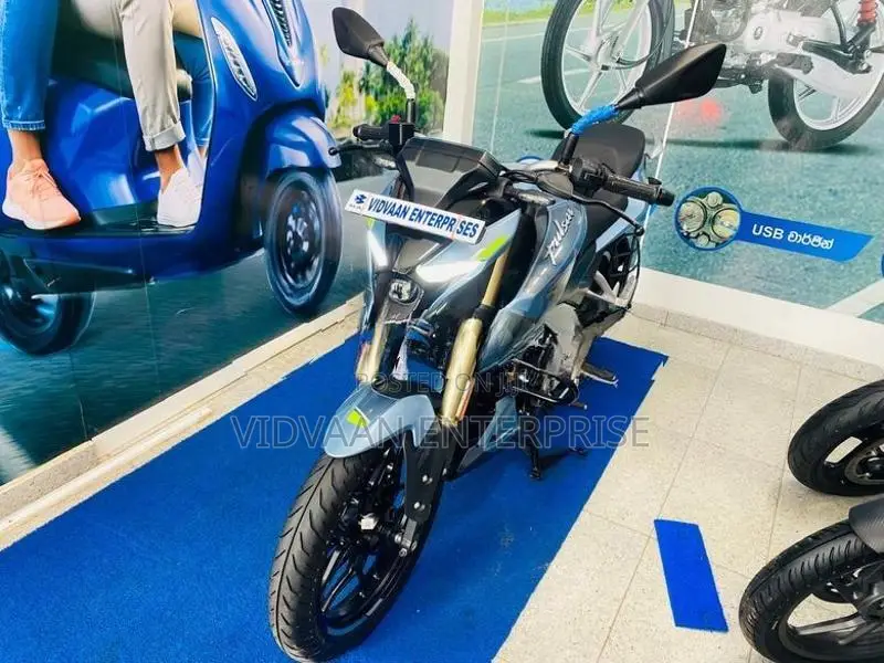 Bajaj Pulsar N160 Premium 2026