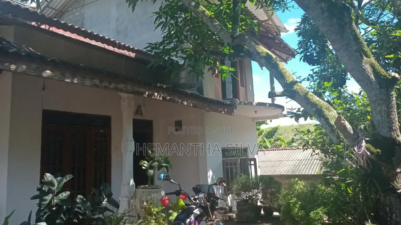 5bdrm House in Beruwala for sale
