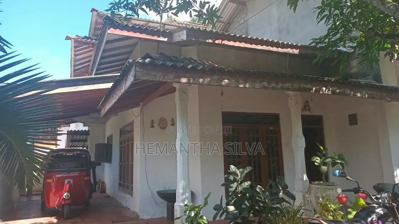 5bdrm House in Beruwala for sale