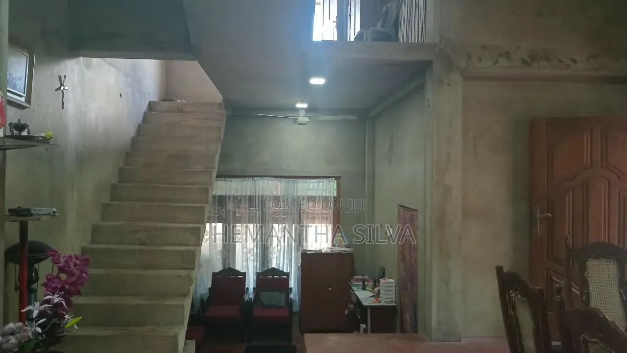 5bdrm House in Beruwala for sale