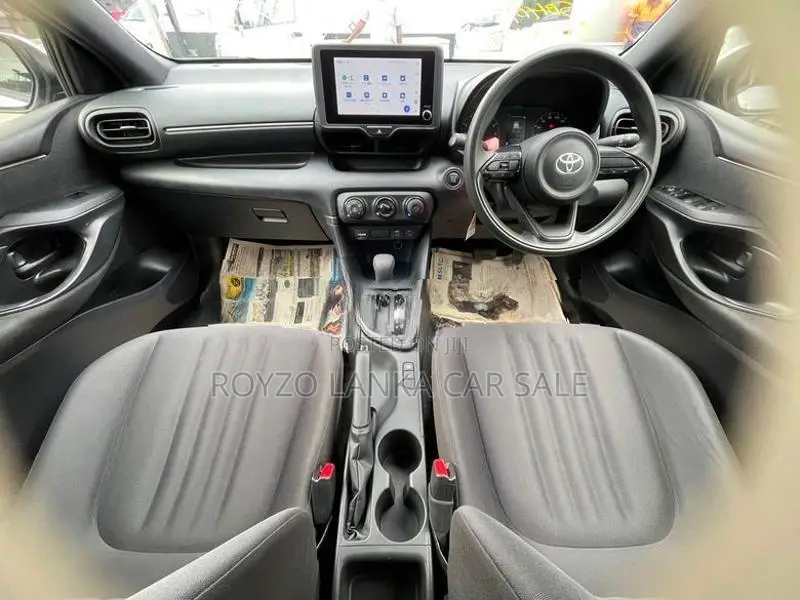 Toyota Yaris X Grade 2024